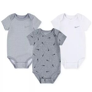 Nike Essentials Bodysuits, Onesies Pack of 3